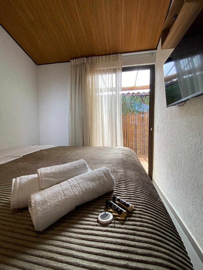 Casa Noronheiro | Suíte Standard 01